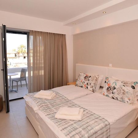 Island Dreams Rooms & Suites Rhodes City Bagian luar foto